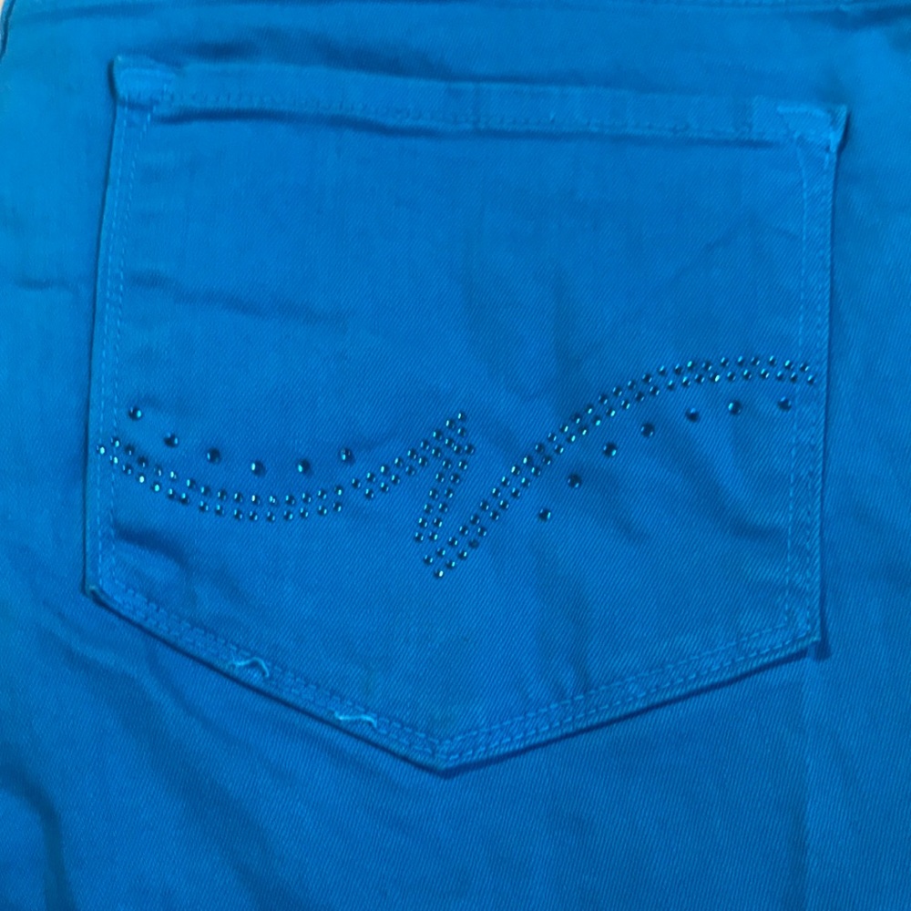 NYDJ 12 Electric blue with bling on the pockets